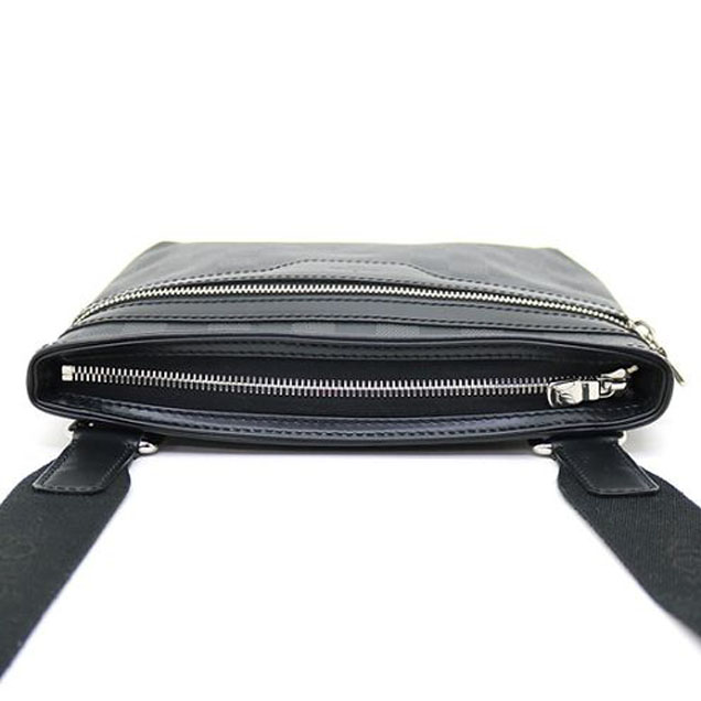 Louis Vuitton, a Damier Graphite 'Thomas' messenger bag, 2009. - Bukowskis